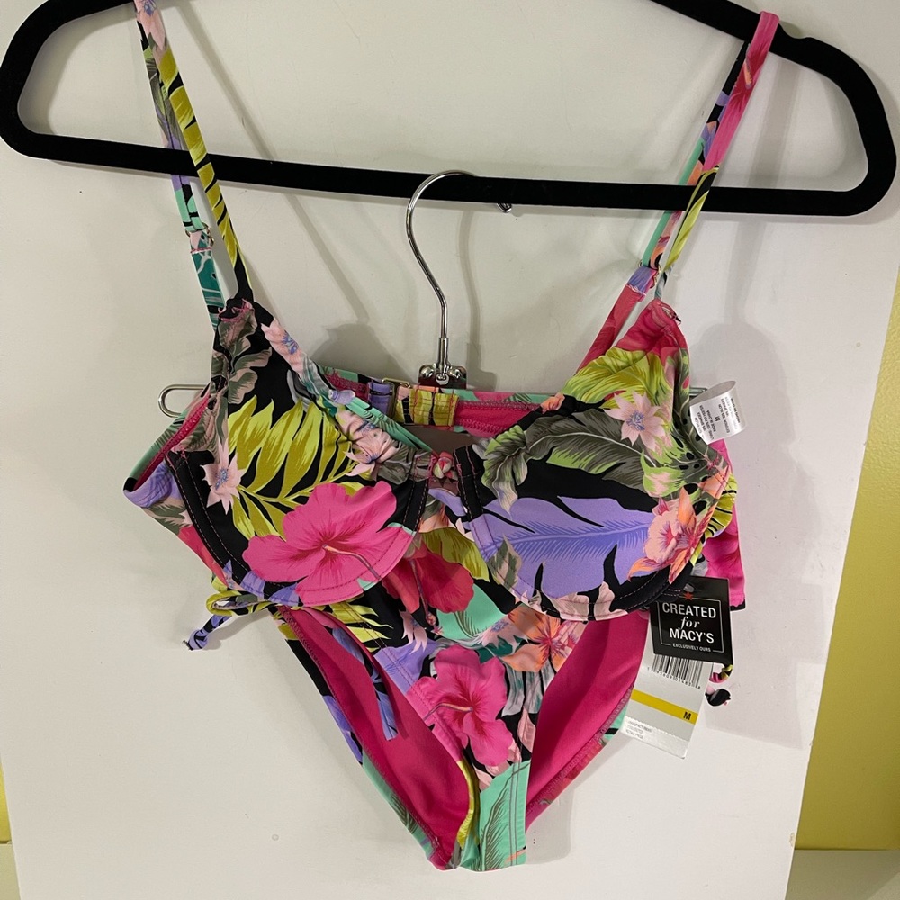 California Waves black mult. Juniors floral print bikini top med. Bottom Sm. NWT